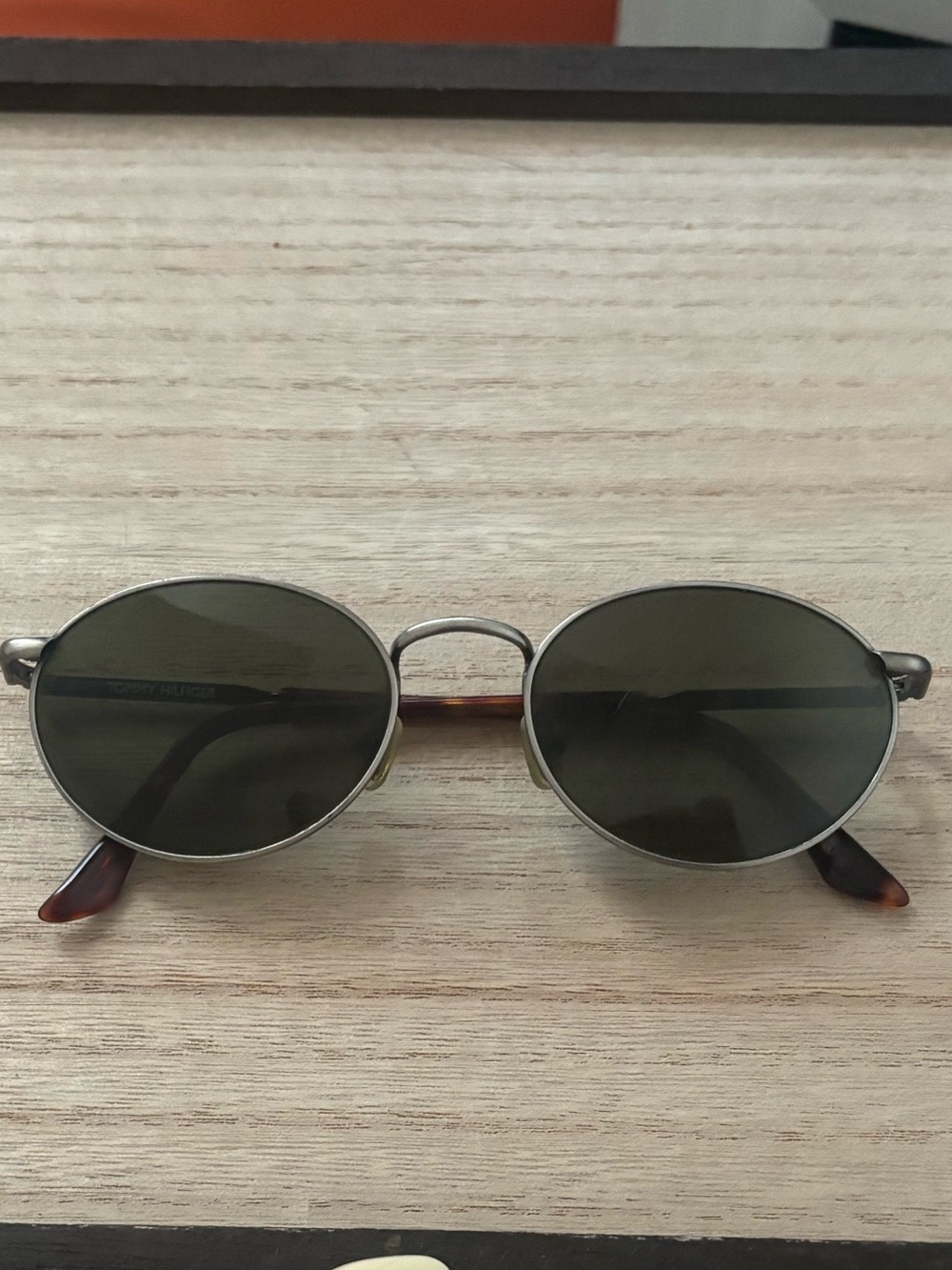 Vintage Tommy Hilfiger Oval Metal Frame Sunglasses - Black Green Lenses